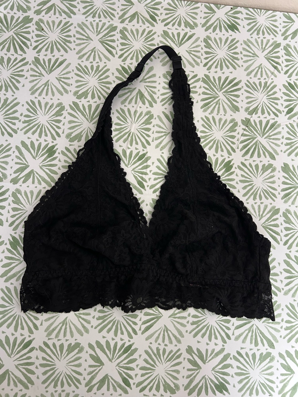 PINK Victoria's Secret Black Lace Halter Bralette